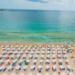 فندق Mirage نيسيبار