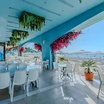 Mirage فندق نيسيبار