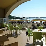 Mirage 3* Νεσέμπαρ