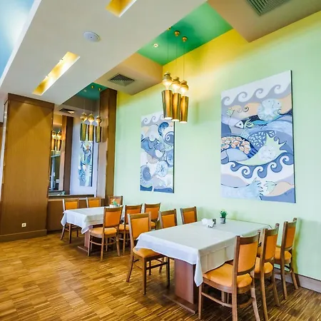 Mirage 호텔 네세부르