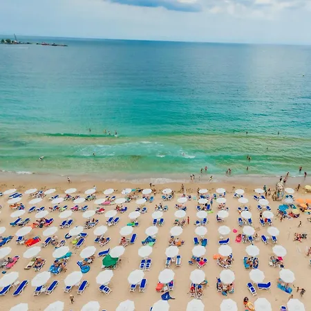 호텔 Mirage 네세부르