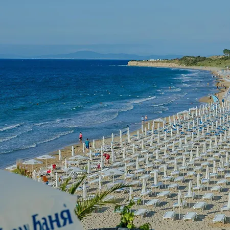 호텔 Mirage 네세부르